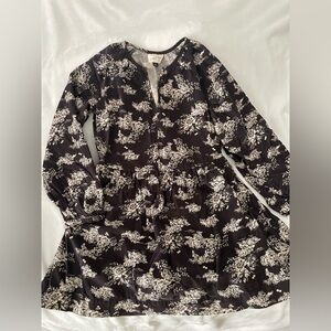 Cute dress in Dark Brown and cream floral design with  Long Sleeves.